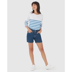 Bermuda Feminina Comfort Em Jeans Com Elastano