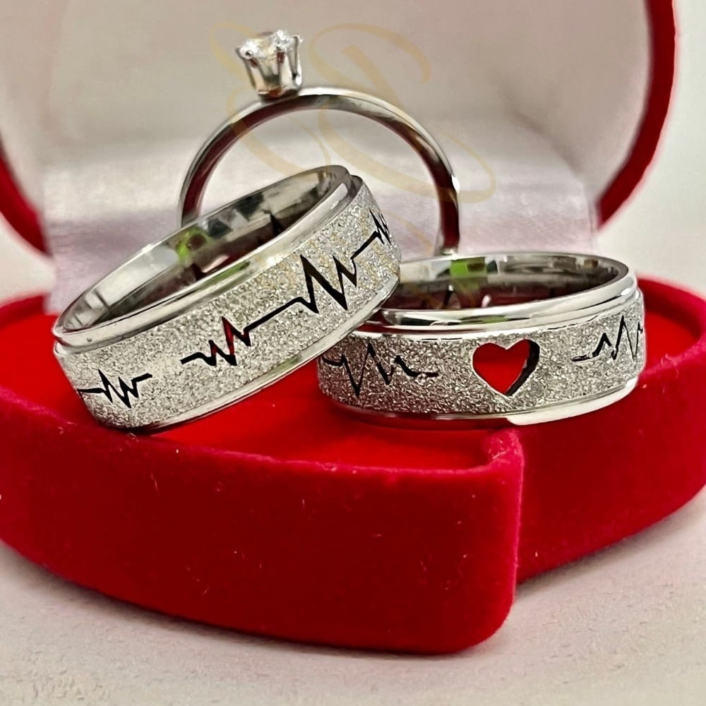 Aliança par Namoro Compromisso Brilho Batimento Coração Vazado-prata em Oferta na Shopee