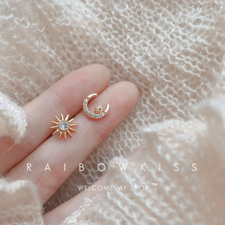 925 Prata Brincos assimétricos Sun Moon banhado a ouro