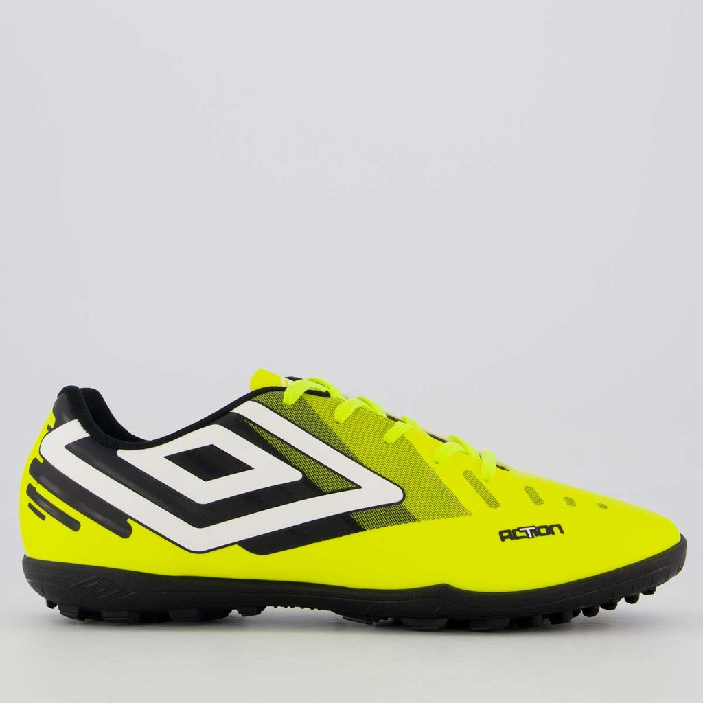 Chuteira Umbro Action Society Verde e Branca - Sports & Outdoors