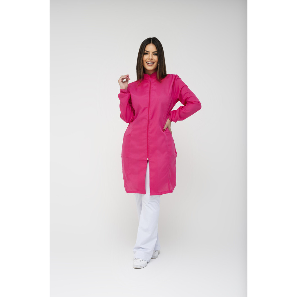 Jaleco Feminino profissional / com Zíper e Punho e Gola Padre / Manga Longa em Gabardine