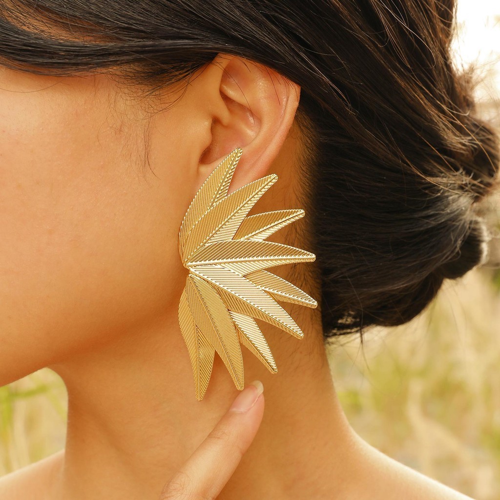 Vnox 18K Brincos De Folha De Ouro Para Menina Feminina , Bijuteria De Acessórios De Vestido Elegante Estilo Europeu E Americano em Oferta na Shopee