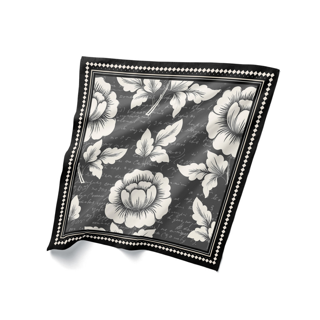 Canga Saída De Praia Estampa Floral Preta 125X125cm Bali