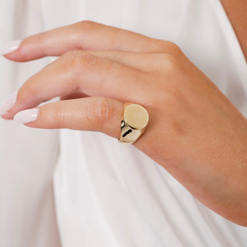 Anel Dedinho Regulável em Formato Redondo Banhado a Ouro 18K - D France Semijóias em Oferta na Shopee