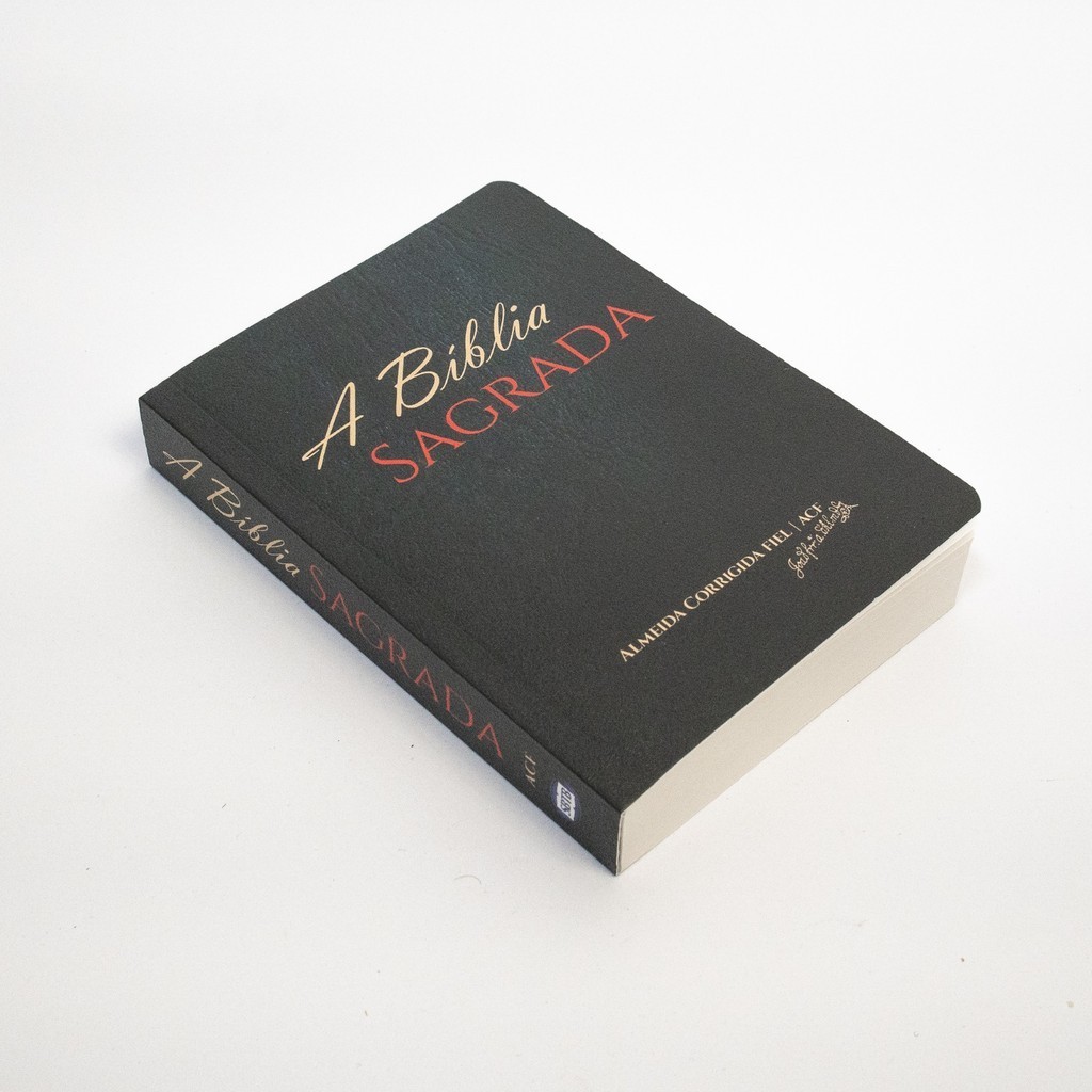 Bíblia Sagrada ACF Pequena | Compacta | Brochura Preta em Oferta na Shopee