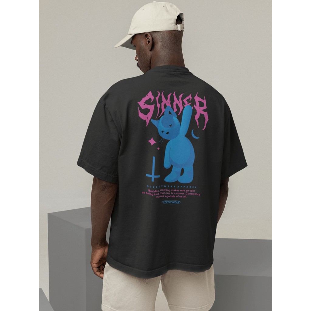Camiseta Oversized Gola Alta Streetwear Unissex 100% Algodão Estilo Urbano Treino Casual Preto e Off Whte Estampada