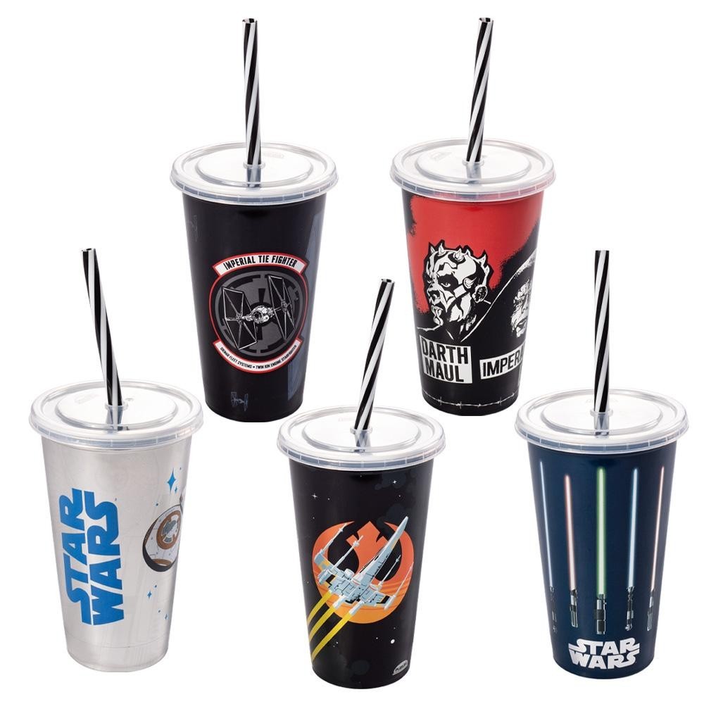 Copo com Canudo Star Wars Arte Aleatória 1 Unidade Plasútil em Oferta na Shopee