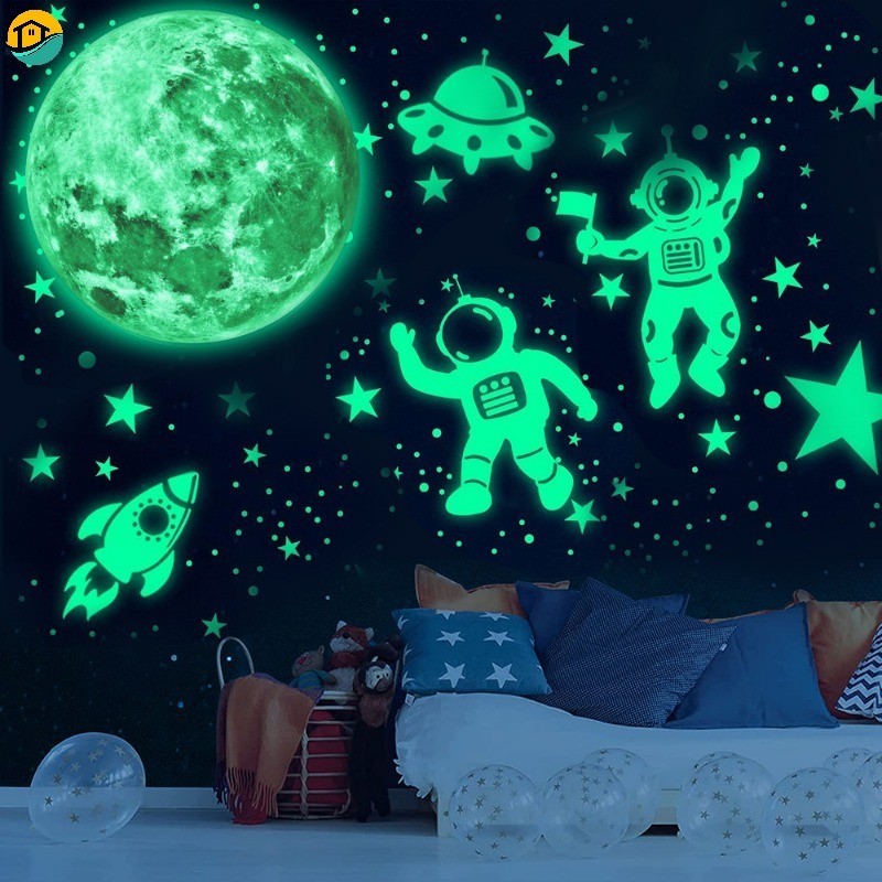 2 Folhas Autocolantes De Parede Do Planeta Astronauta Brilhante No Escuro Kids Room PVC Amigo Ambiente Papel Auto-Adesivo Decoração De Teto Para Casa