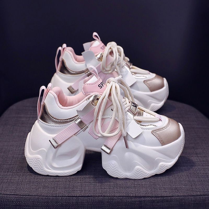 2024 Sola Grossa Aumenta Pequenos Sapatos Esportivos Brancos Para Mulheres em Oferta na Shopee
