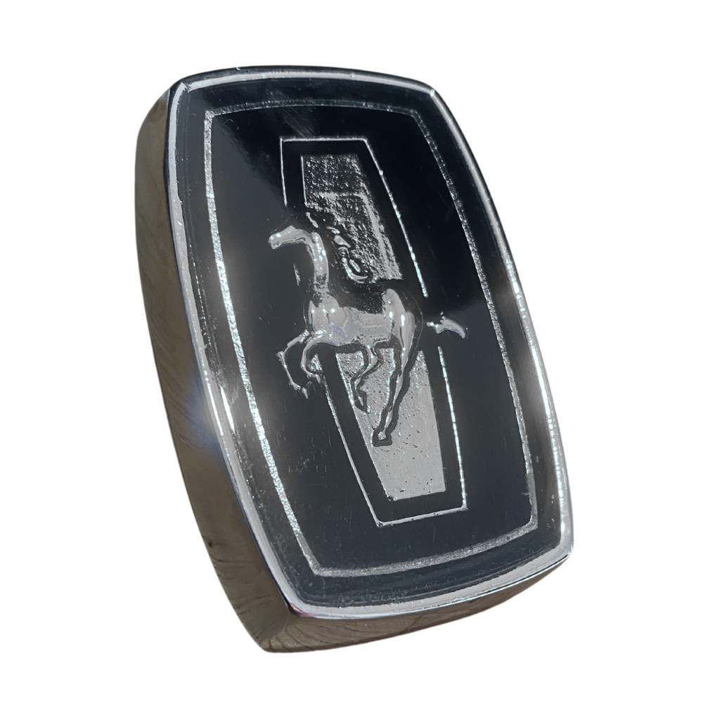 EMBLEMA BRASÃO CAVALINHO CAPO CORCEL 1973 ATÉ 1977 - PREMIUM