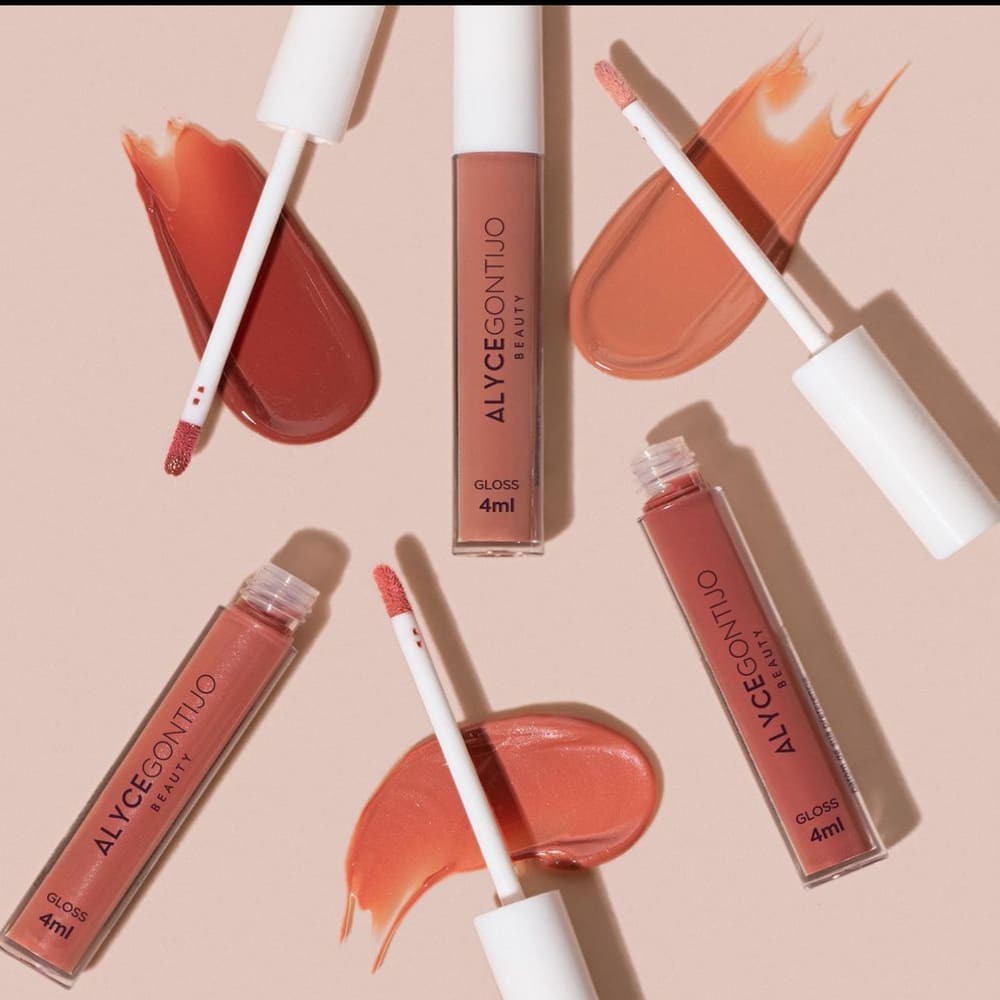 Gloss Labial Glam Chefe Chique - Alyce Gontijo em Oferta na Shopee