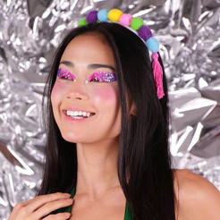 Tiara De Pom Pom Colorido Adulto Feminino - Abrakadabra