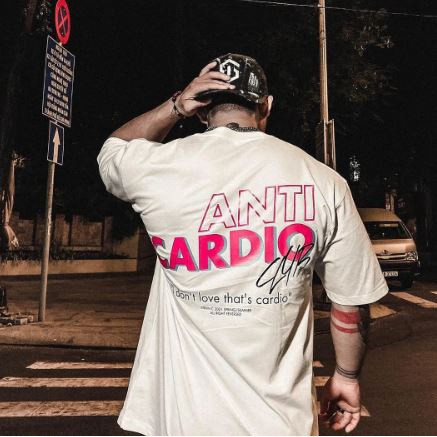 Camiseta Premium em Algodão Puro Camiseta Básica Algodão Oversized Anti Cardio Maromba Academia Treino Fitness Para