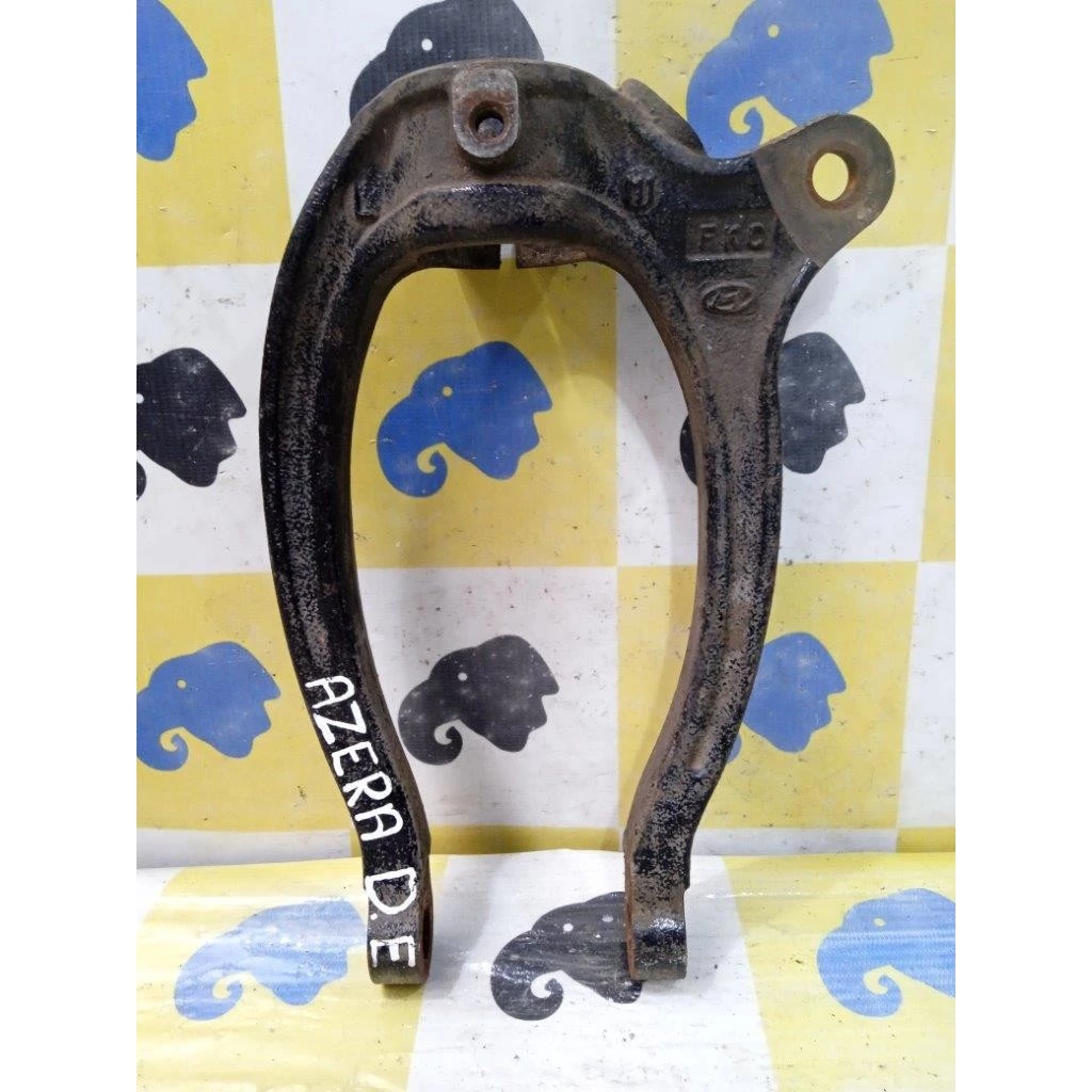 Garfo Suspensão Dianteira Esquerda Azera 3.3 08-11