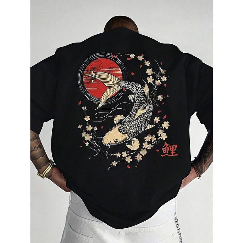 Camiseta Feminino e Masculina Koi Fish Sunset Estética Japonesa Blusa Unissex Algodão Premium Streetwear Envio Imediato