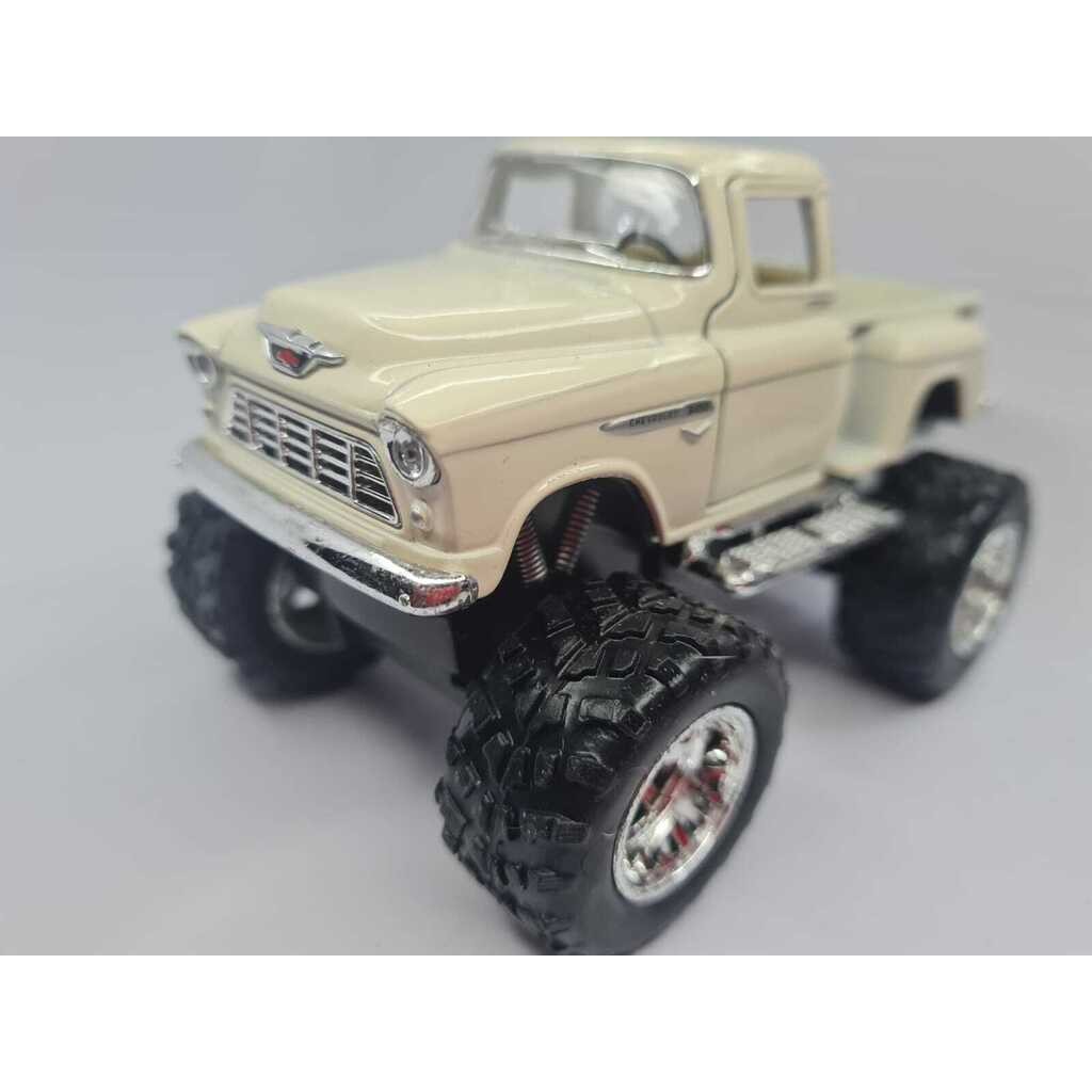 Chevrolet 3100 Stepside Marta Rocha Areia com Rodão