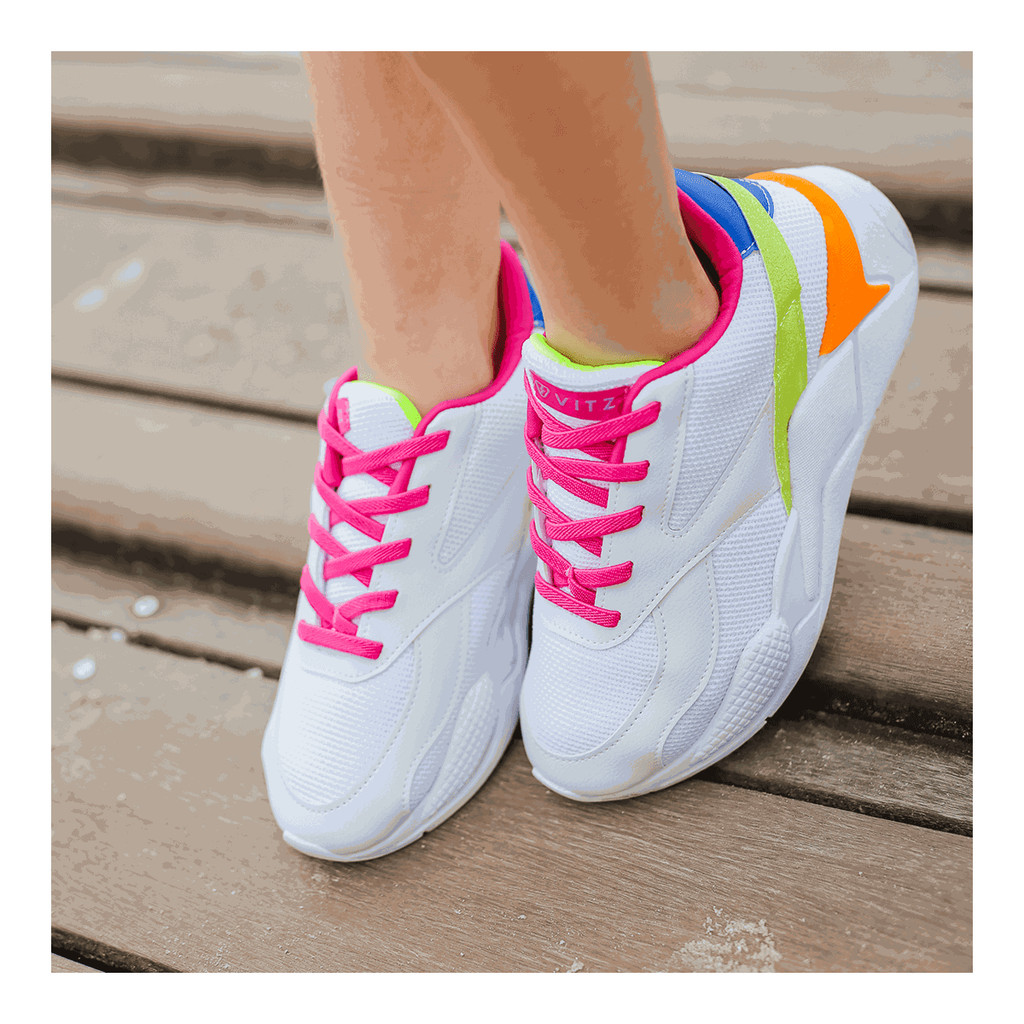 Tênis feminino Confortável, moderno e colorido para escola, passeio e looks cheios de estilo! em Oferta na Shopee