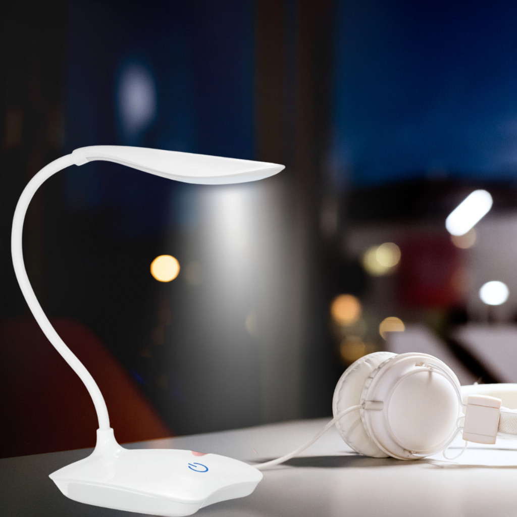 Luminária Articulável de Mesa Led Touch Abajur Cama Recarregável