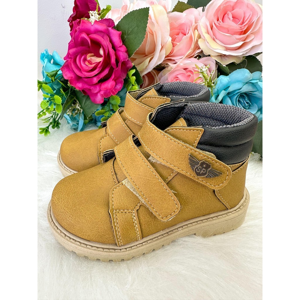 Bota Coturno Corino Sola Antiaderente Ortobaby Mostarda Infantil Juvenil Velcro Casual Confortável Inverno