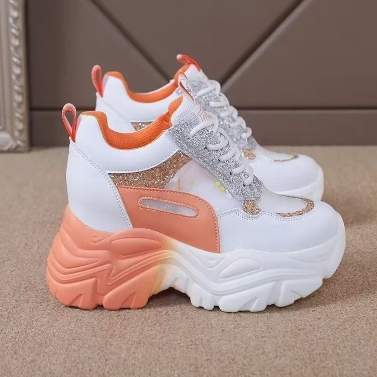 2024 Verão Novas Mulheres Boo Shoes Malha Respirável Espessura Interna das Mulheres Aumentando Casual Calçados Esportivo