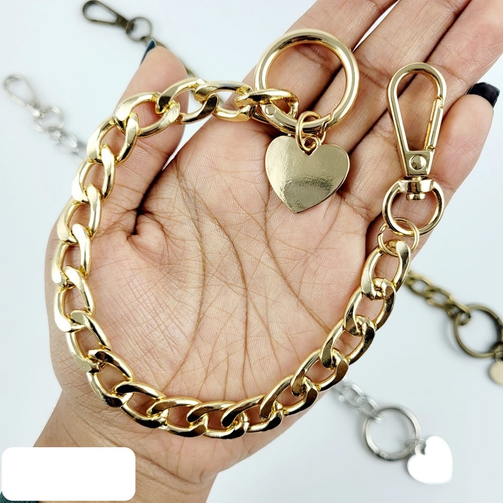 Alça de Bolsa Tipo Corrente com Mosquetão e Argola Articulada + Pingente de Coração Dourada