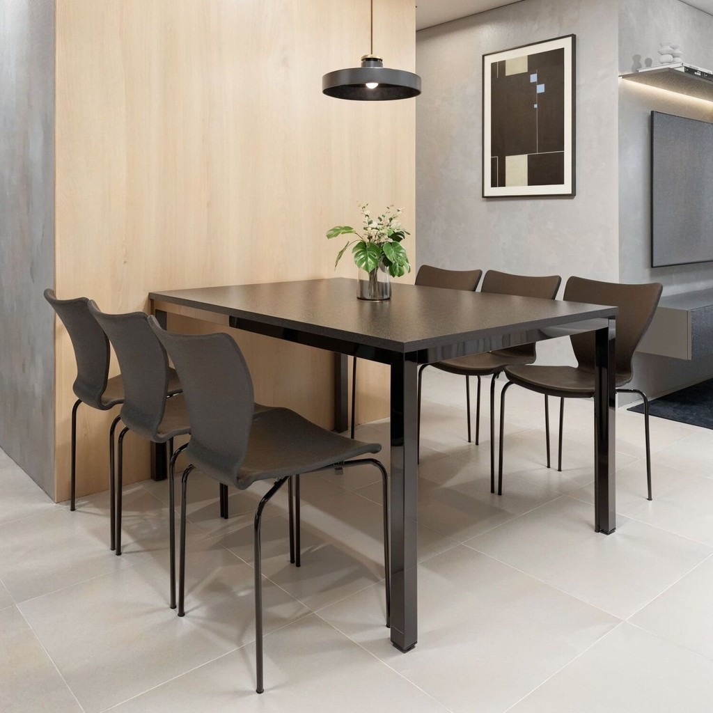 Conjunto Sala de Jantar 6 Lugares Retangular Tampo MDF 160X85cm Mesa Smart com Cadeiras Mono Preto