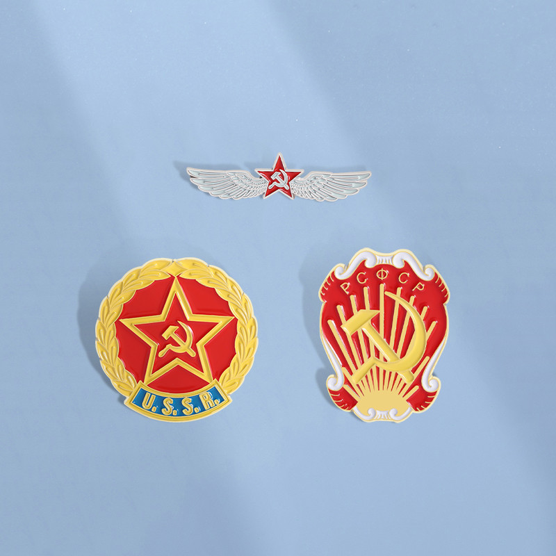 Estrela Vermelha Martelo Foice Esmalte Pino Broche Pinos De Metal Medalha Emblemas Mochila Acessórios Presentes Para Ami em Oferta na Shopee
