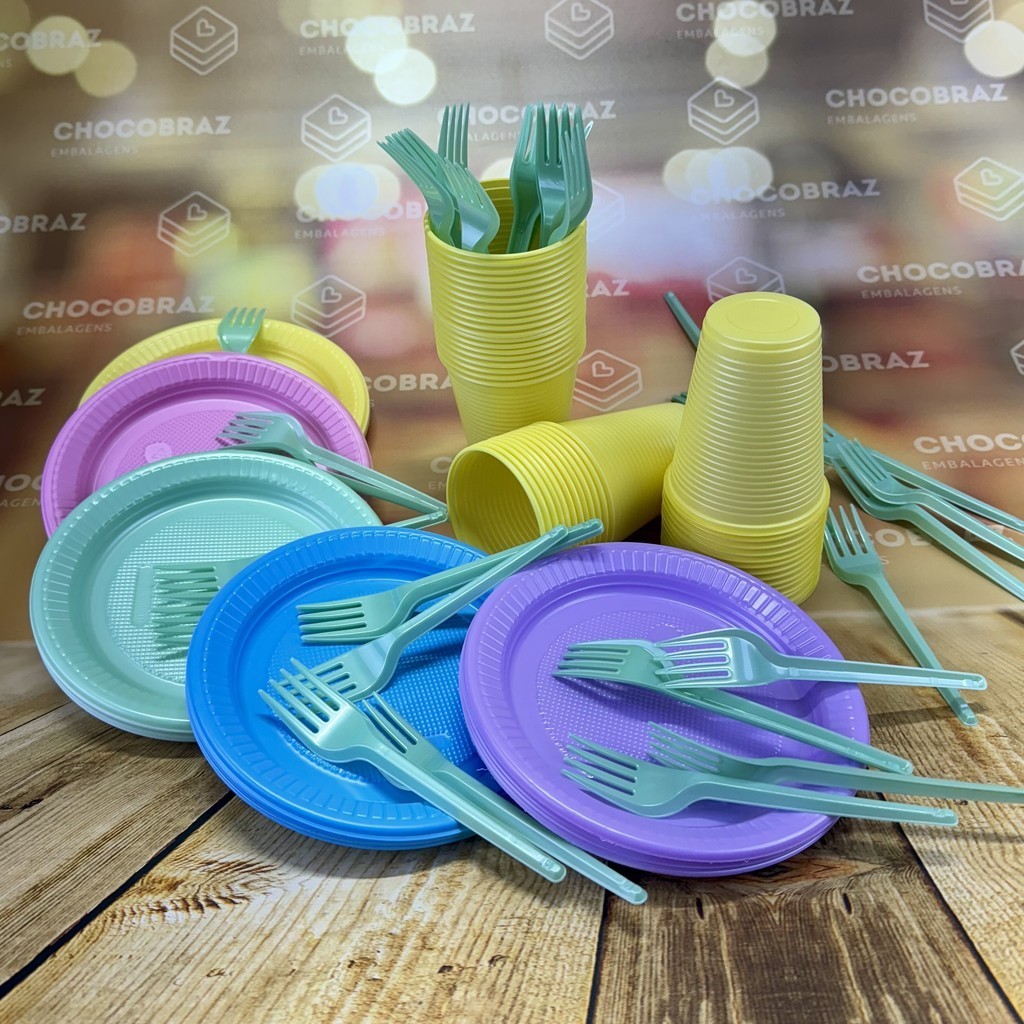 Kit Festa 50 PESSOAS DESCARTAVEIS CANDY COLORS  PEROLADO MISTO GARFO + PRATO + COPO em Oferta na Shopee