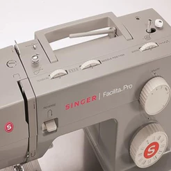 Máquina de Costura Doméstica Alta Performance 220V Singer Facilita Pro 4423