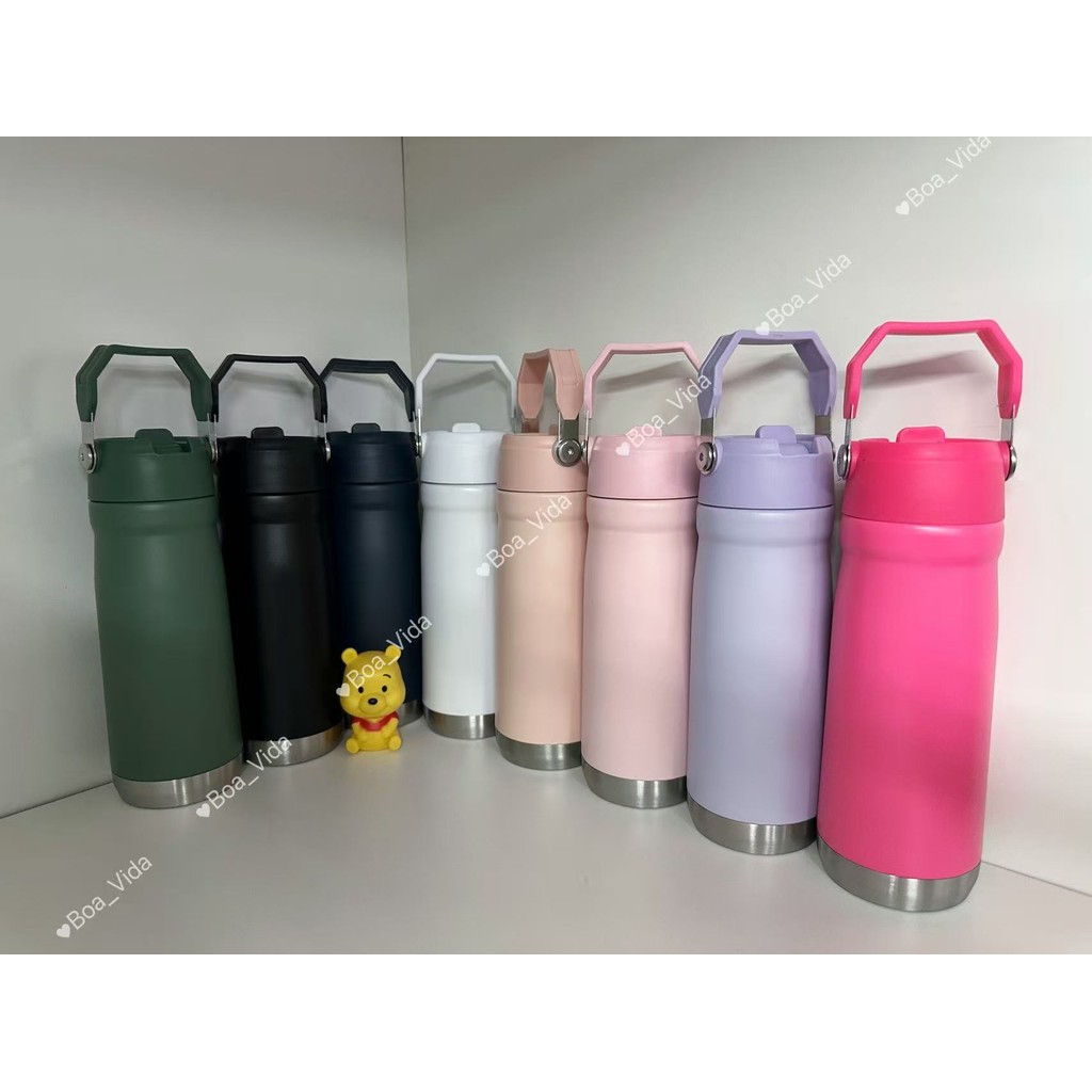 Garrafa térmica de aço inoxidável com isolamento  vácuo 600 ml e alça |Adequada para bebidas quentes e frias, com canudo em Oferta na Shopee