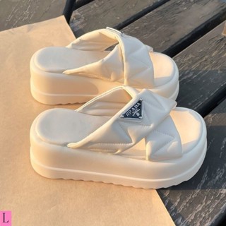 Chinelos De Plataforma De Sola Grossa Mulher Verão Wear 2025 Novos Sapatos Novo Estilo Floração Cruz Venda Quente em Oferta na Shopee
