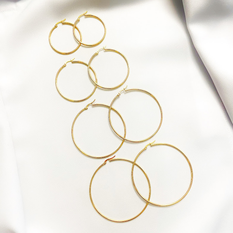 Brinco de Argola Dourada em Aço Inoxidável Banhada Ouro Antialérgico em Oferta na Shopee