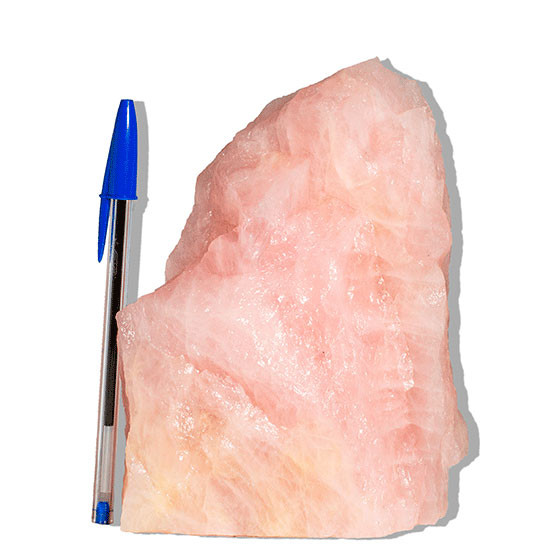 01 Cristal Rosa Pedra Pé Serrado Natural 1 a 2Kg 18cm Tipo B em Oferta na Shopee