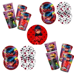 Kit Festa LADYBUG 16 Pratos + 16 Copos Descartável 180 Ml Papel - REGINA (CHOCO)