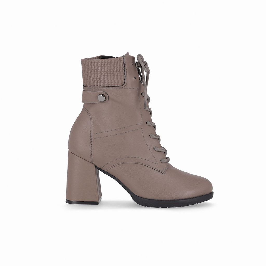Bota Elisete Cano Curto Salto Alto Taupe - Women Shoes