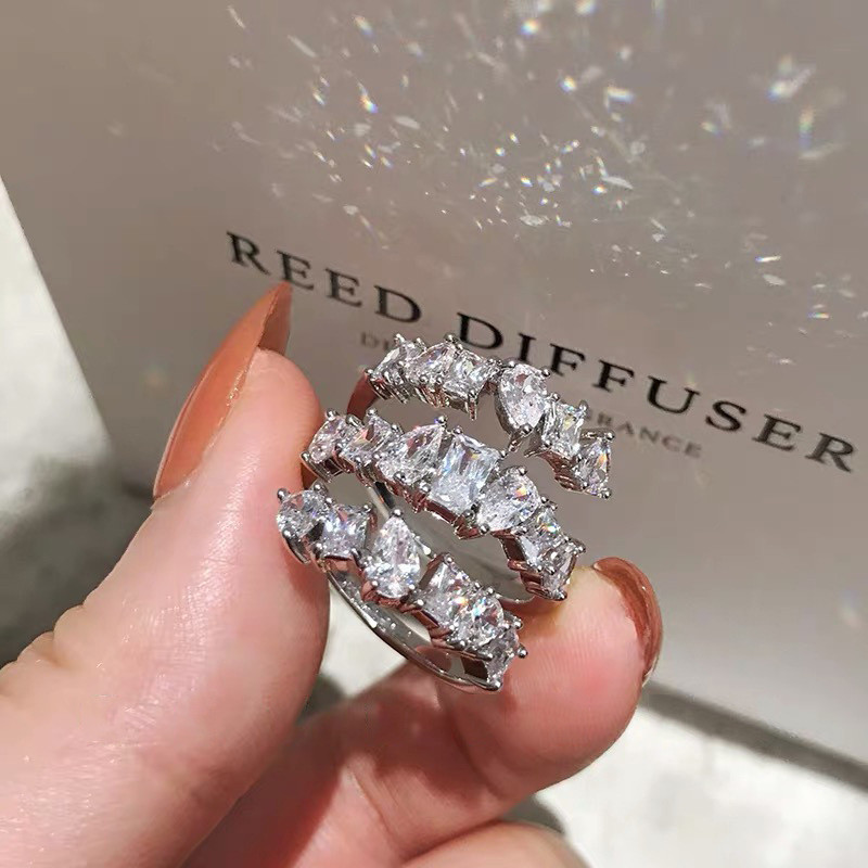 Anel de dedo indicador de três camadas de diamante de zircônio feminino abertura ins anel casal em Oferta na Shopee