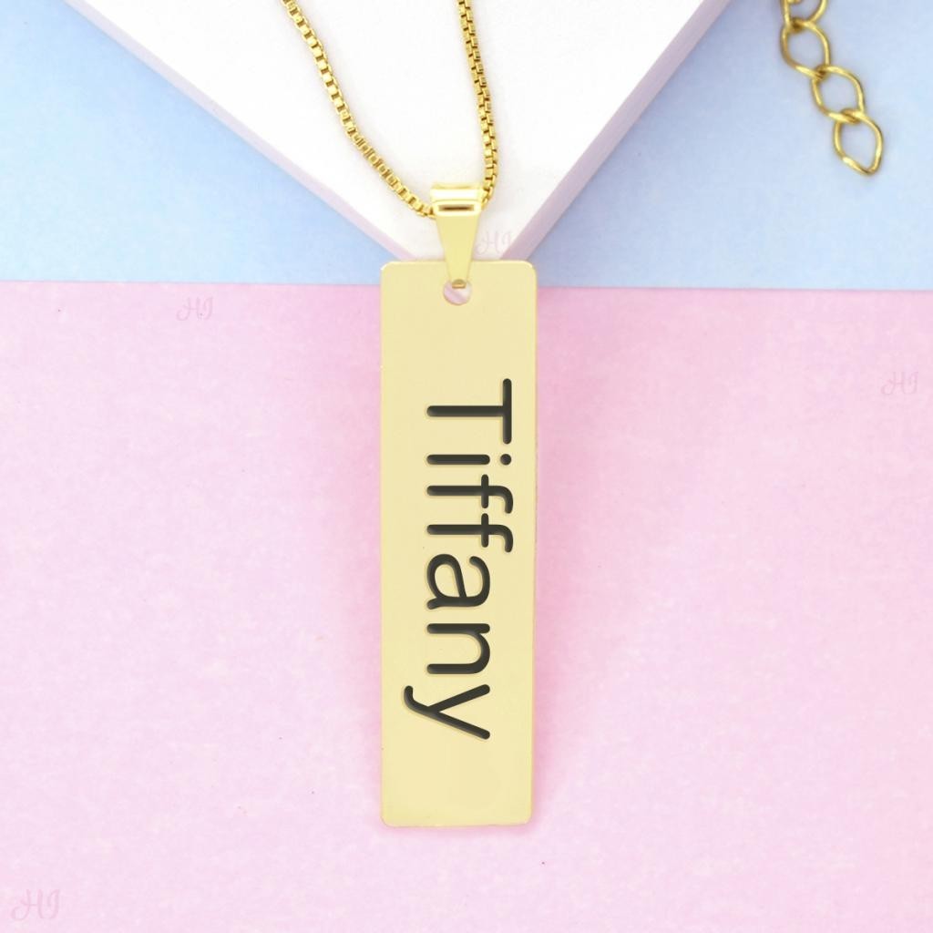 Colar Nome Personalizado Chapinha Vertical Gravação Tiffany Banhado Ouro 18K - 999008474