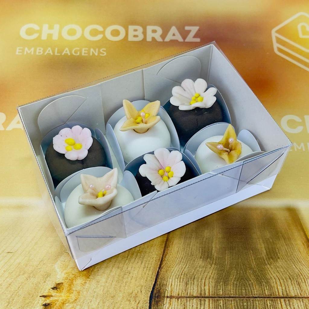 10~50 CAIXA COM VISOR BRANCA (06 DOCES) 7x4x10,5 ID5053 (IDEIA) ESSENCIAL (CHOCO)
