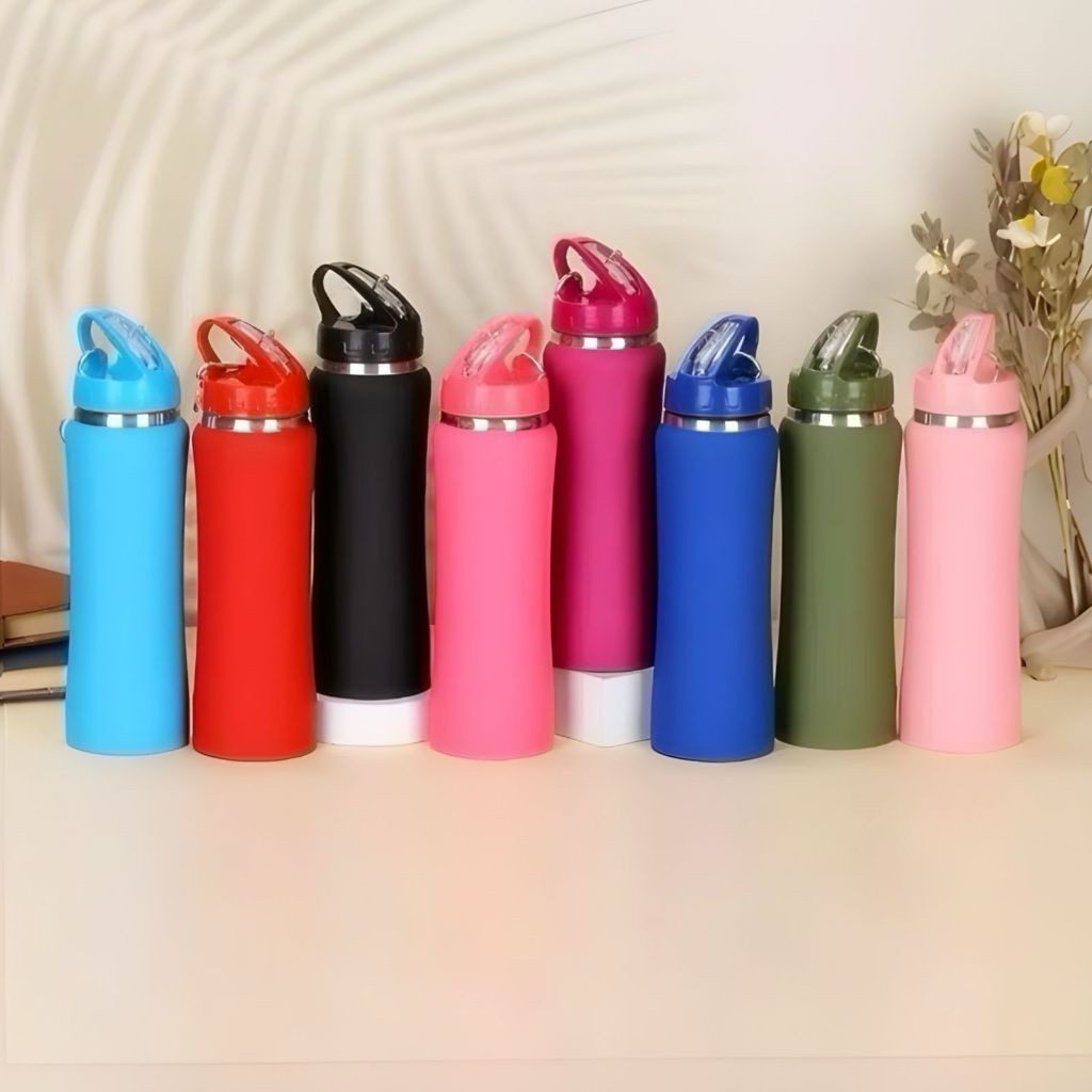 (TT) Térmica Garrafa  600ml Inox Squeeze Emborrachada Bico Flip com Chaveiro