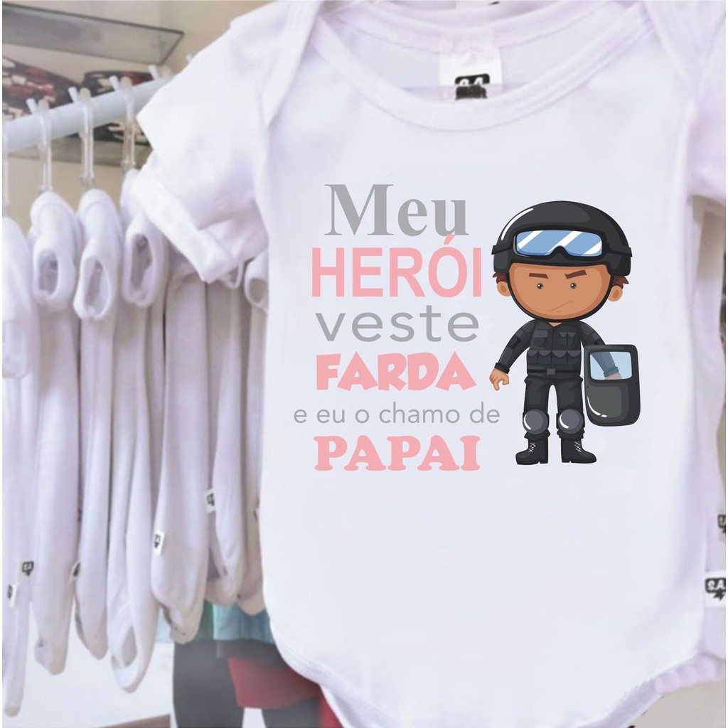 Body Meu Herói veste farda