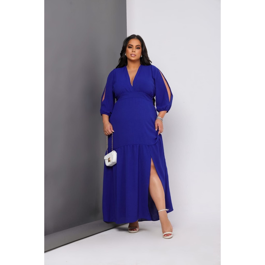 Vestido Feminino Plus size Longo Curve Com Fenda e Abertura Nas Mangas