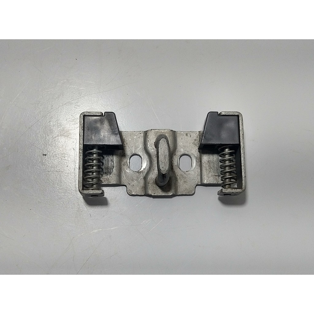 Batente Fechadura Da Tampa Traseira Vw Fox Gol G5 2012 Orig