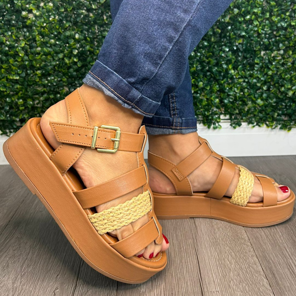 Sandalia Moleca Plataforma Papete Lançamento Confortável Flatform Original