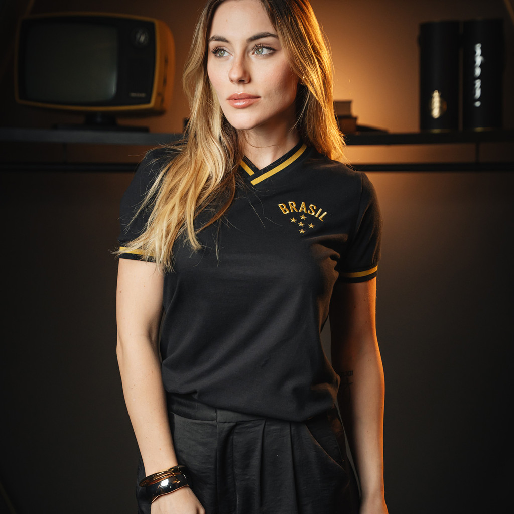 Camisa Brasil Retrô Gold Feminina Oficial em Oferta na Shopee