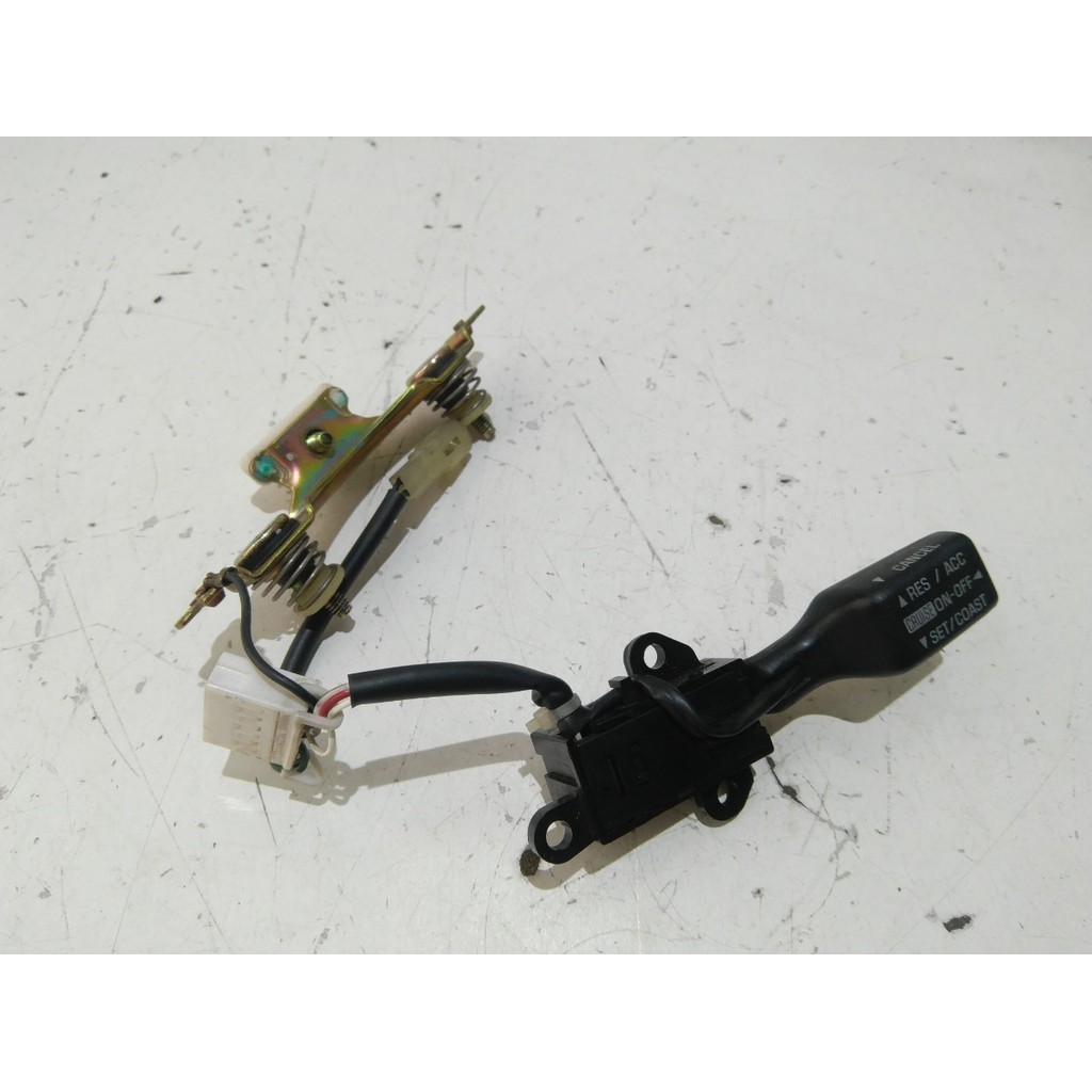 Comando Botão Volante Piloto Automático Toyota Camry 1997