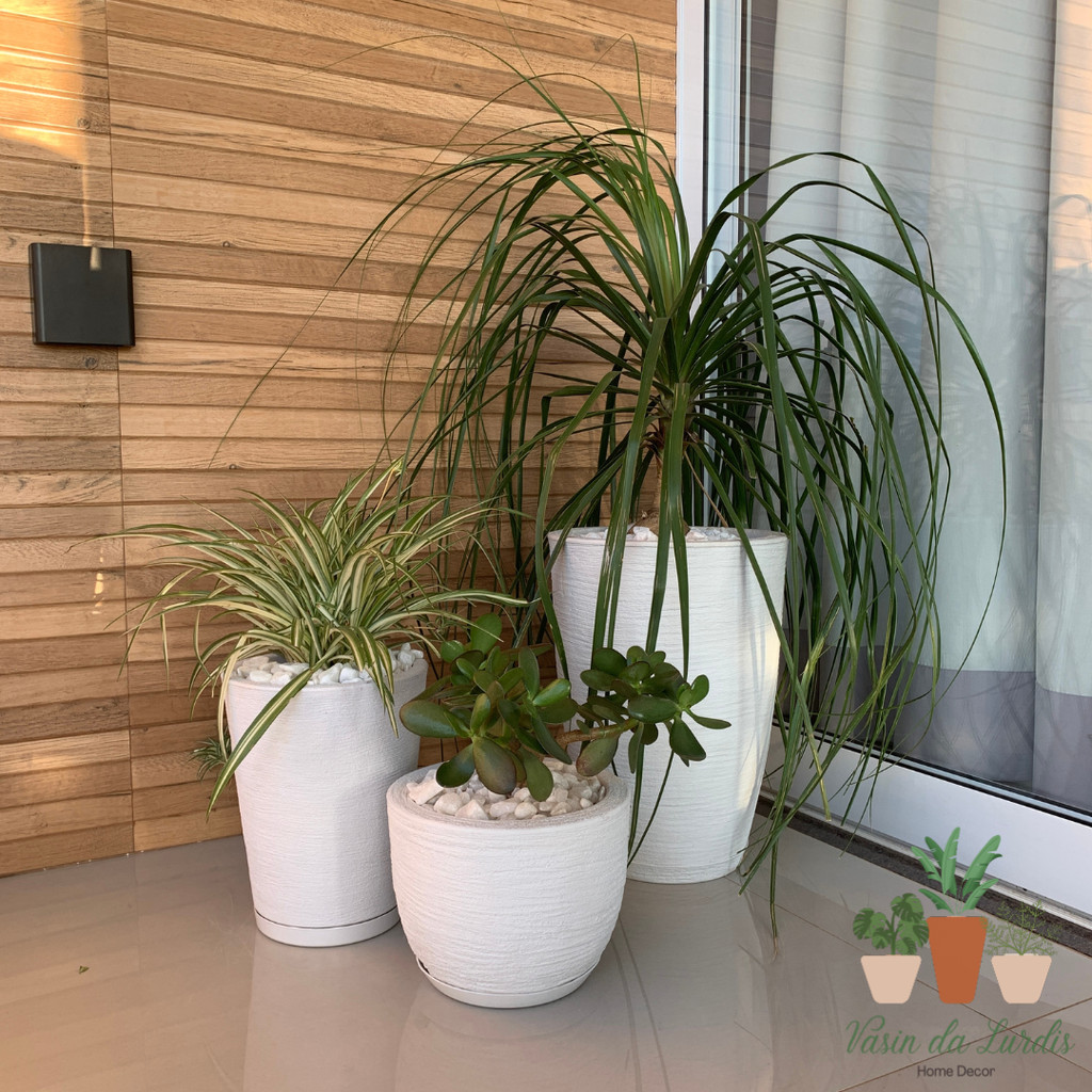 Kit com 3 vasos com acabamento grafiato para sala varanda e jardim alturas de 20 31 e 44 c...