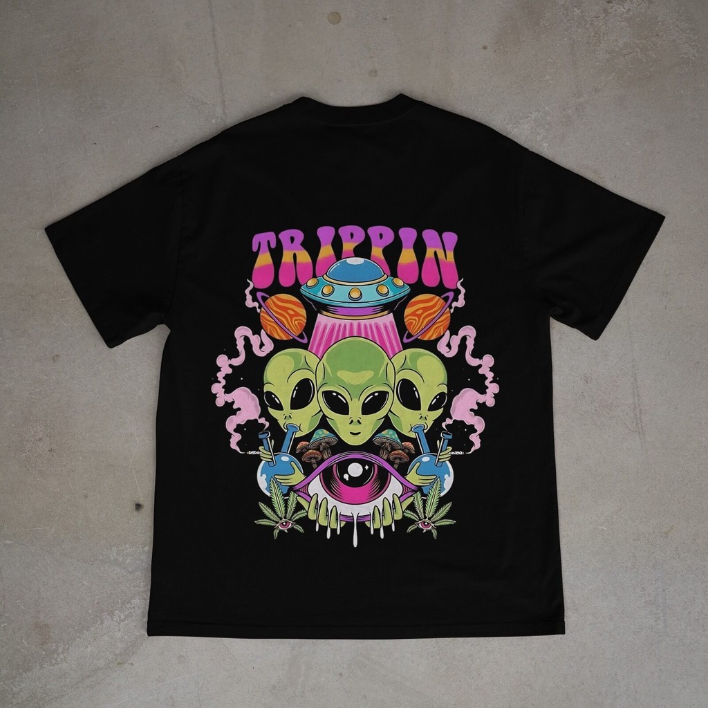 Camiseta Oversized Streetwear Malhão Alien Trippin Unissex