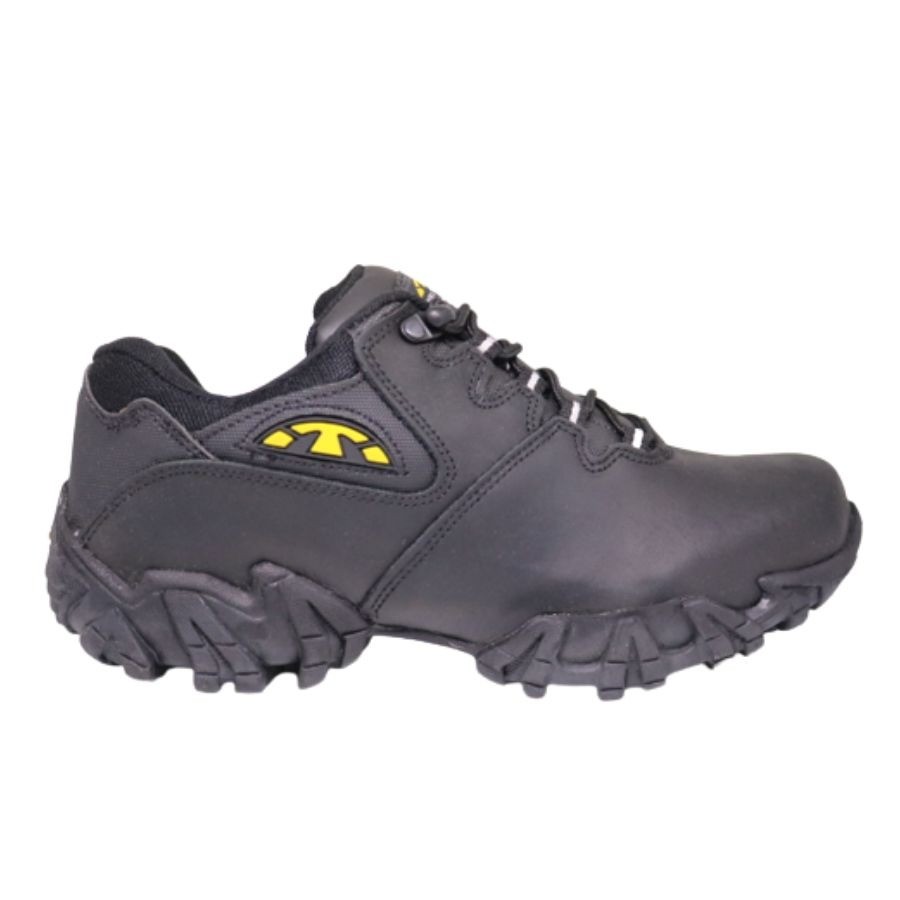 BOTA BULL TERRIER BRUCE LOW PRETO