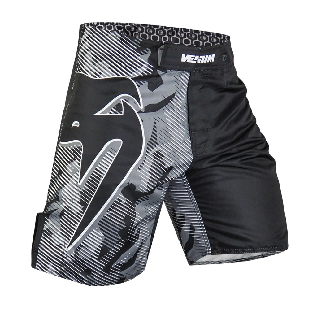 Bermuda Fightshort Venum Giant Training Classic Logo Preto