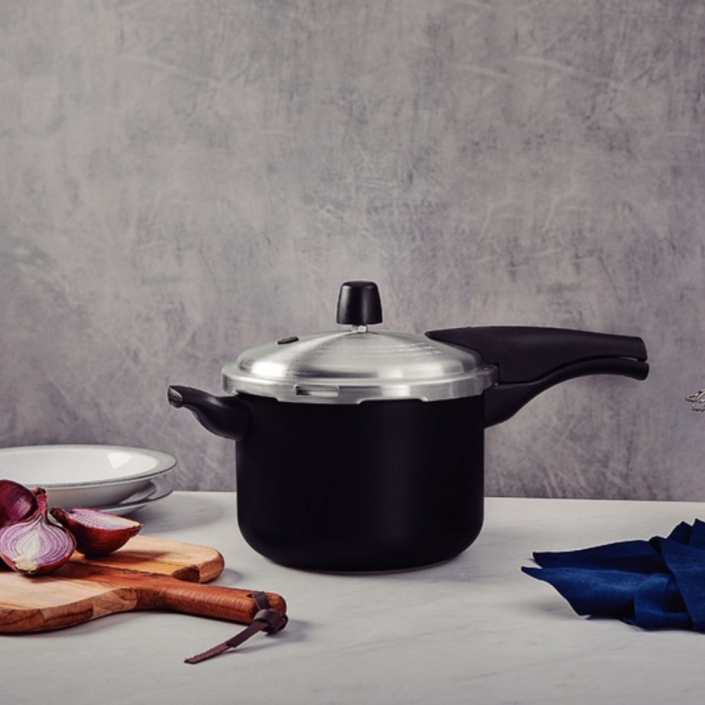 Panela de Pressão Tramontina Vancouver 4,5L em Alumínio Revestimento Interno e Externo Antiaderente em Oferta na Shopee